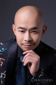 李少