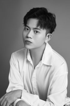 邱乐安