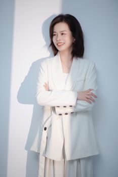 周婷